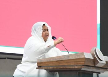 Ananda Emira Moeis Kobarkan Semangat Perjuangan di PBAK UINSI Samarinda 2025