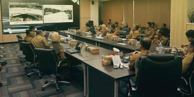 Bidang SDA PU Kukar Soroti Drainase dan Pengendalian Banjir dalam Rakor Evaluasi Pembangunan Jalan