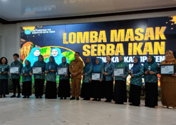 TP-PKK Kombeng Sabet Juara Tiga Lomba Cipta Menu Berbasis Ikan