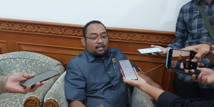 DPRD Soroti Kualitas Infrastruktur Dermaga Kenyamukan sebagai Destinasi Baru Kutim