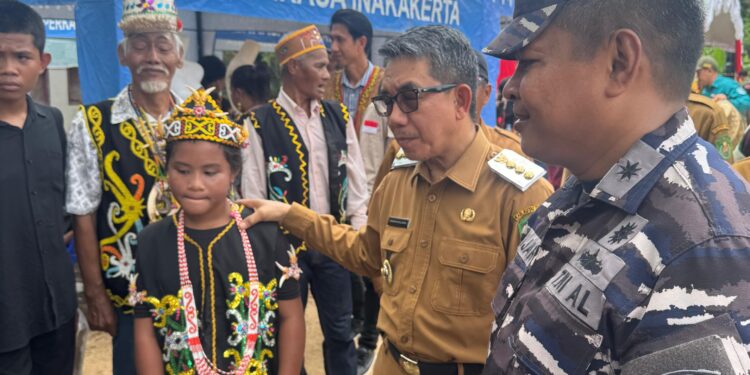 PT PIK Siap Bantu Angkutan Sekolah Anak Desa Sekurau Atas