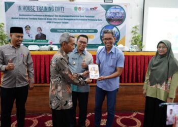 Menjadi Pelita di Era Perubahan, Wabup Mahyunadi Dorong Guru Berinovasi dan Berkolaborasi