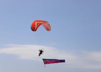 Langit Sekerat Bersiap Mengudara, Bupati Kutim Bidik Status Pusat Paralayang Nasional