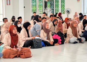 Mahasiswa STAIS Kutim Diberangkatkan untuk KKL, Dorong Desa Terangi Pembangunan
