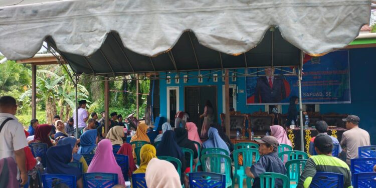 Menanamkan Nilai Pancasila: Safuad Gelar Sosialisasi Perda Pendidikan Kebangsaan di Teluk Pandan