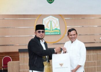 Gubernur Kaltim Turun Langsung, Bantuan Rp3,5 Miliar untuk Aceh Disalurkan