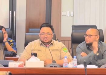 Afif Soroti Tabrakan Tongkang Berulang, Pertanyakan Kejelasan Status Keamanan Jembatan Mahulu
