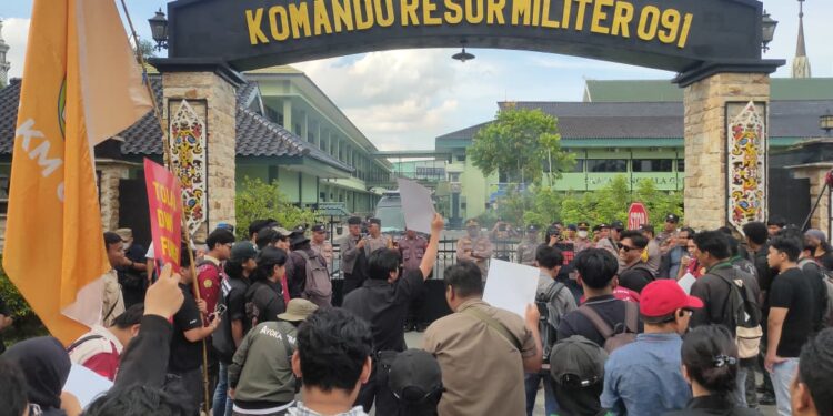 Mahasiswa Samarinda Gelar Aksi Tolak Impunitas Militer, Soroti Kasus Penyiraman Andrie Yunus, Desak Peradilan Umum bagi Pelaku Kekerasan