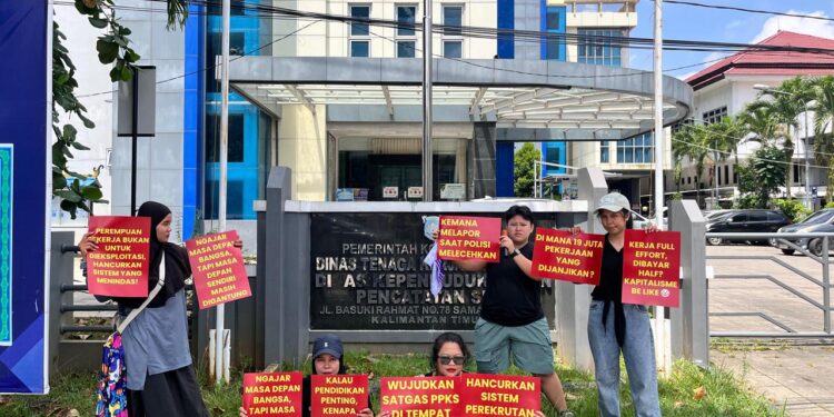 Perempuan Mahardhika Samarinda Serukan Kerja Layak, Tolak Kekerasan dan Militerisme di Dunia Kerja