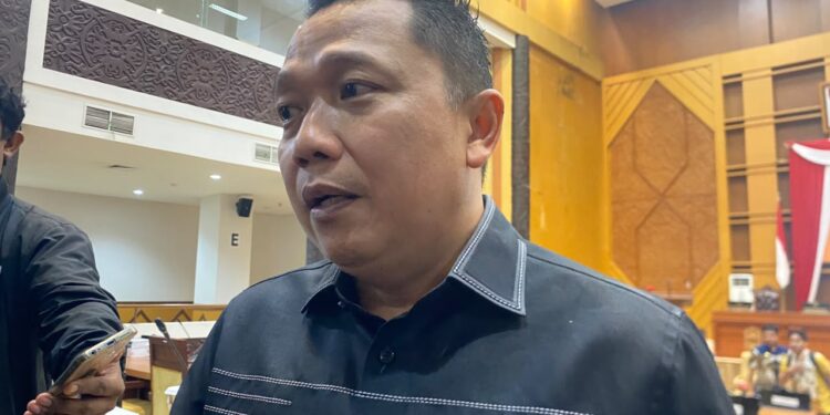 Deni Hakim Anwar Tegaskan Pelaku Usaha di Samarinda Wajib Patuhi Regulasi