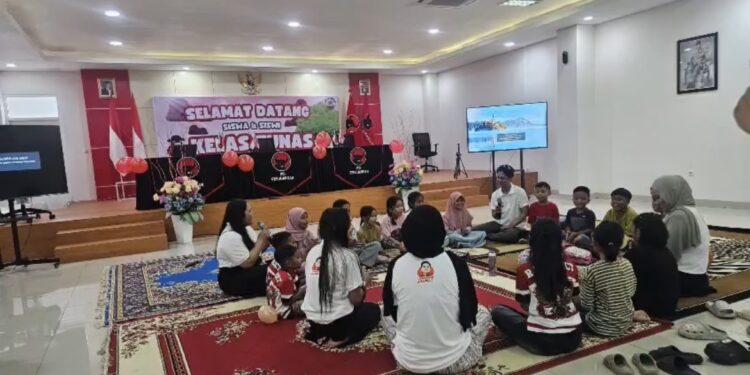 PDI Perjuangan Kaltim Hadirkan Kelas Tunas, Ananda: Anak Putus Sekolah Harus Punya Masa Depan