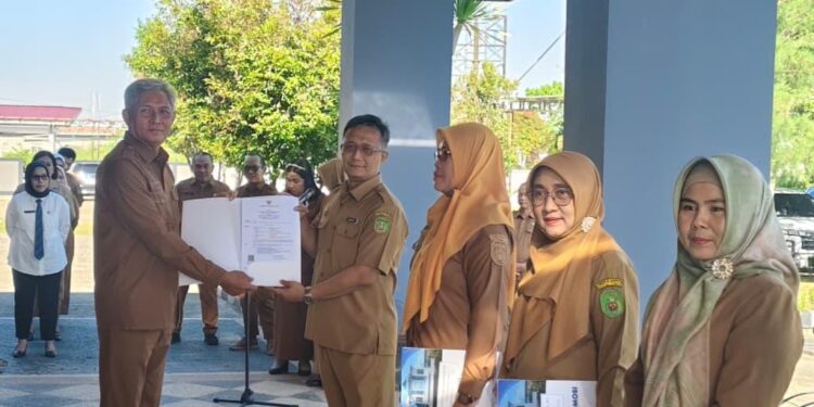 Penyerahan SK Kenaikan Pangkat 223 PNS Jadi Momentum Penguatan Integritas ASN Kutim