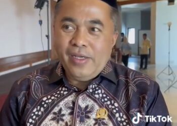 Hadiri Wisuda STIE Tenggarong, Ahmad Yani : Gelar Sarjana Harus Berdampak bagi Daerah