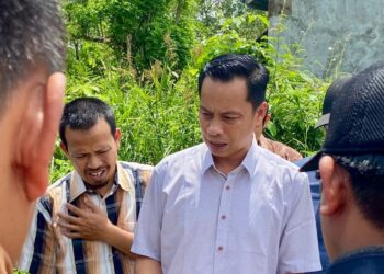 Menyeberangi Lautan : Perjalanan Ronal Stephen Lonteng dari Manado hingga Samarinda Mengemban Amanah Rakyat