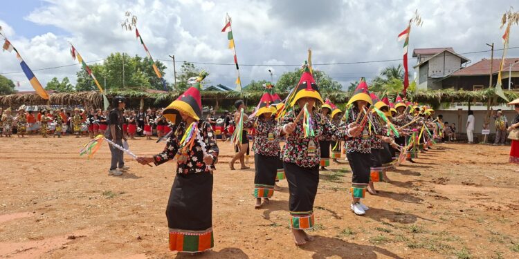 Dari Menyumpit hingga Tari Umaq Lekan, Festival UFAH Pertahankan Tradisi Dayak Kayan