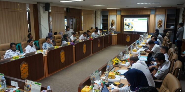 Kolaborasi Pemkab, Perusahaan, dan Masyarakat Percepat Rehabilitasi Bandara Uyang Lahai