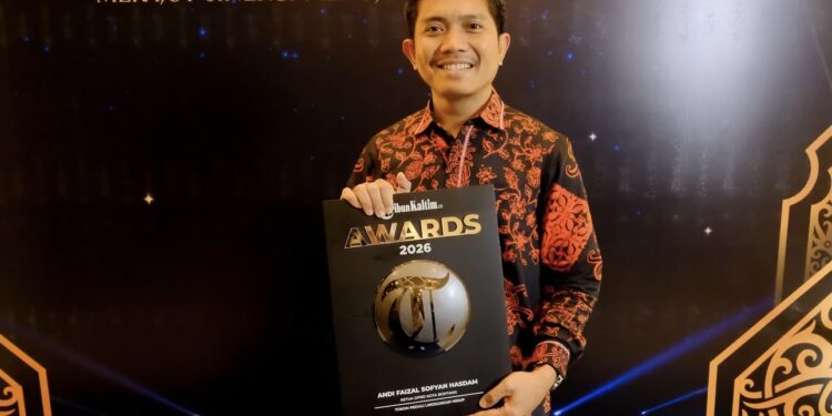 Andi Faizal Sofyan Hasdam Raih Penghargaan Tokoh Peduli Lingkungan Hidup di Tribun Kaltim Award 2026
