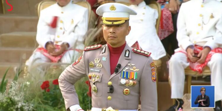 Membanggakan! Kapolresta Balikpapan Jerrold Kumontoy Dipercaya Pimpin Upacara Penurunan Bendera di Istana Negara
