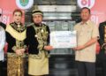 Enam Truk Bantuan Pangan Diberangkatkan ke Mahakam Ulu, Ekti Imanuel Apresiasi Pemprov Kaltim