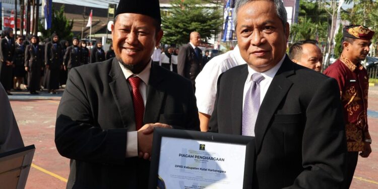 DPRD Kukar Raih Penghargaan Terbaik III E-Report JDIHN 2026