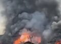 11 Rumah Terbakar Kebakaran di Pemukiman  Belakang Apartemen Pertamina Balikpapan