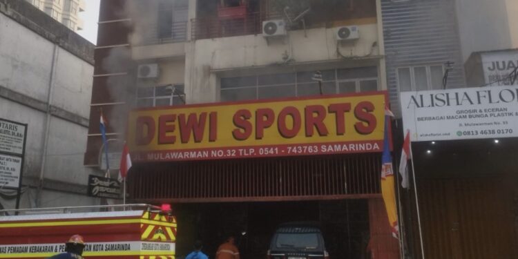 Toko Olahraga Terbakar di Pelabuhan Samarinda, Tak Ada Korban Jiwa
