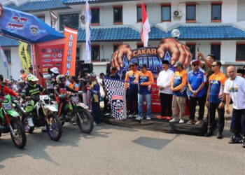 Ratusan Rider Jelajahi Alam Kukar, Ahmad Yani Lepas Peserta Arjuna Cakar 2026