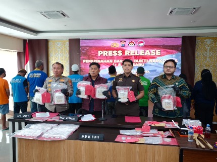 Polres Berau Musnahkan 8 Kilogram Sabu, Jaringan Peredaran Terus Diburu