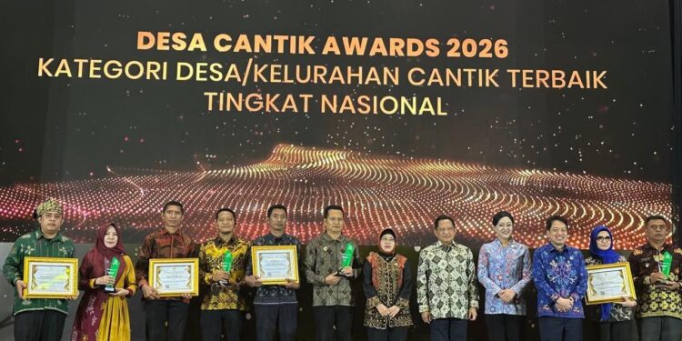 Dari Data Menjadi Kebijakan yang Menyentuh Warga, Sumber Sari Raih Penghargaan Desa Cinta Statistik Tingkat Nasional